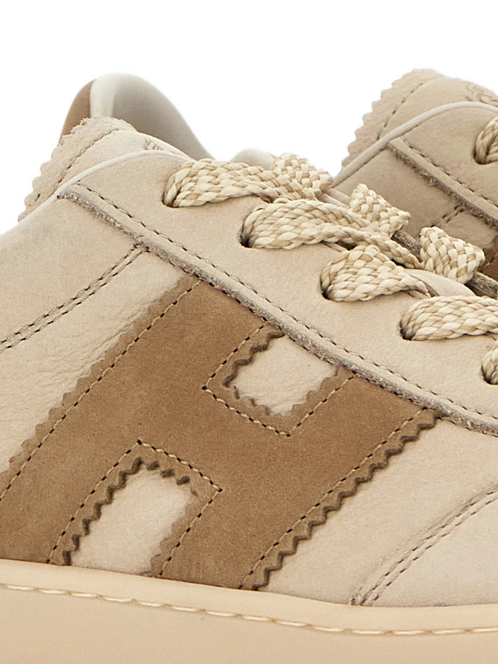 Hogan Sneakers - Nude & Neutrals | eceb4dc8ed8a3292e36409f5a1a2b719986e4b3e