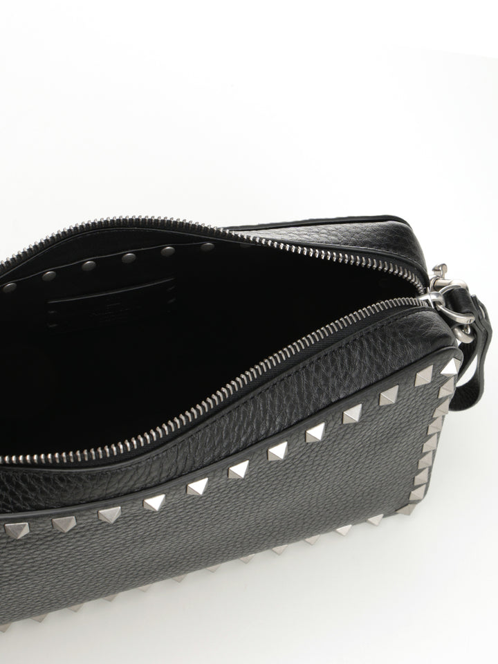 Valentino Garavani Rockstud Leather Shoulder Bag Crossbody Bags - Black | 1edc80cf68e8d72c161cb7bffc958a92f280e627