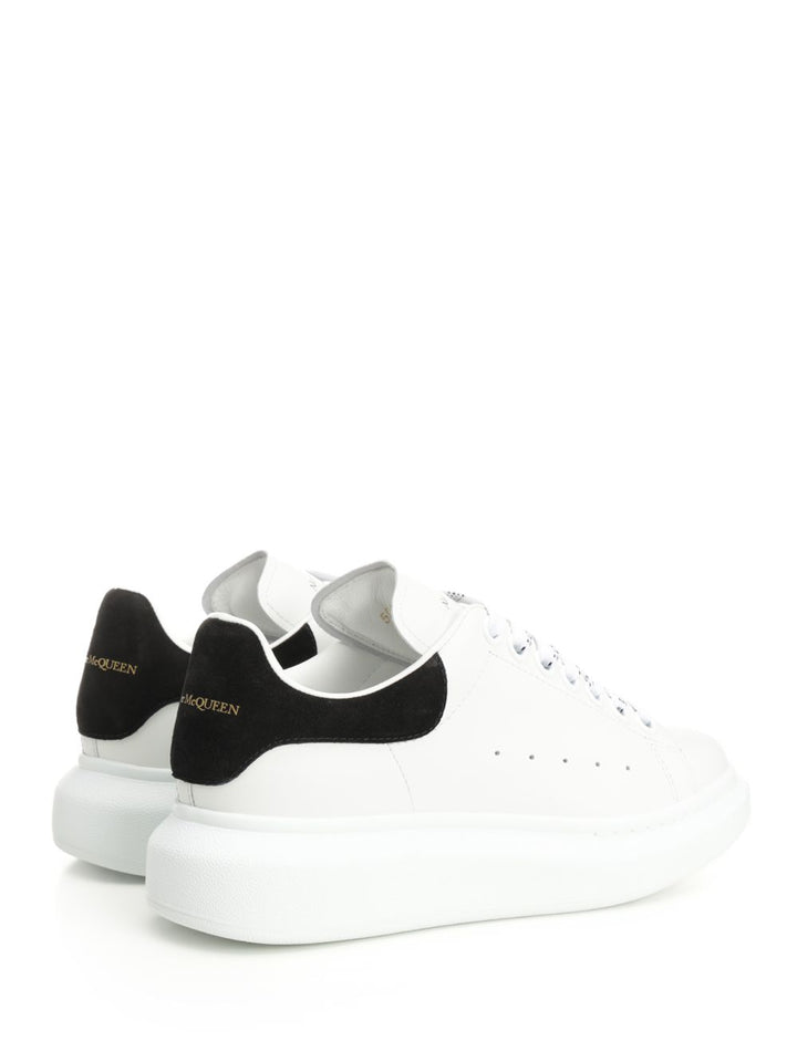 Mcqueen Oversize Sneakers - Black | 6bd663d9849e9e40a6372291968e1ac76530dbd1