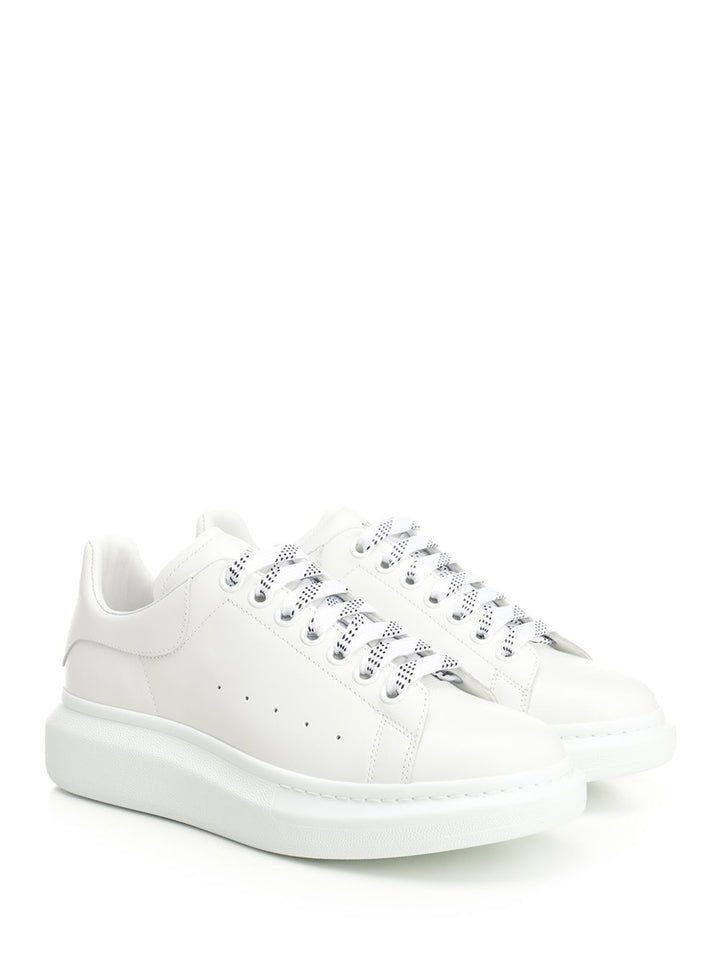 Mcqueen Oversize Sneakers - White | ad57c934684c21c21bf33f4c7788e6aa6d95111a