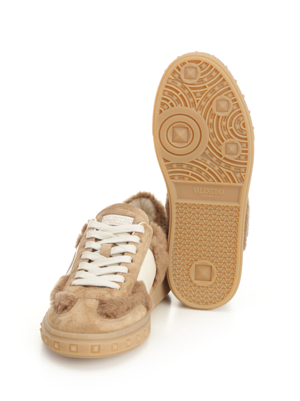 Valentino Garavani Upvillage Sneaker Sneakers - Beige | eba1f0a01b6ec1a188910a766e859d0c45aafd9e