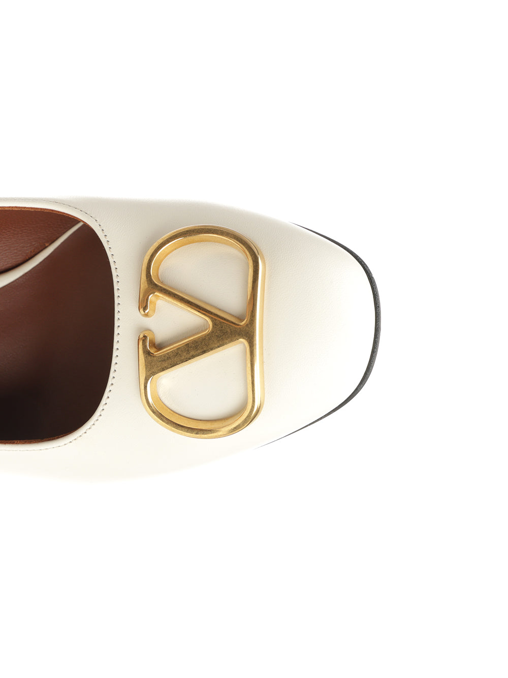 Valentino Garavani Pump Vlogo Signature Pumps - White | 077b4853190ebf79ea671d528435f9d2196c8c59