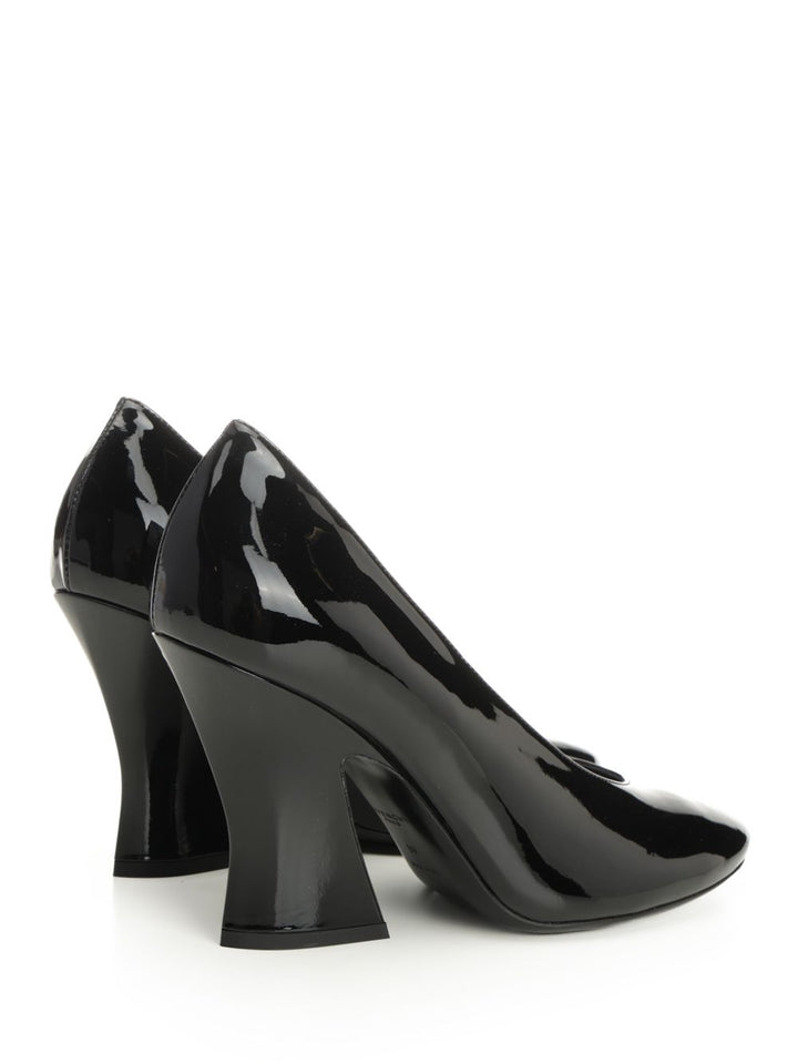 Givenchy Sculpted Pumps - Black | e3d7b3a562f61aa5d66ba869a2b1f1bd5e24f57e