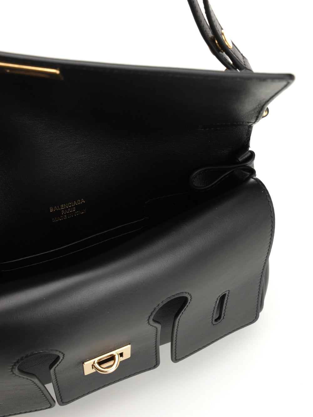 Balenciaga Flap Bel Air Shoulder Bags - Black | 42b49a16438eb8c84332f48cd29c9ade5b289717