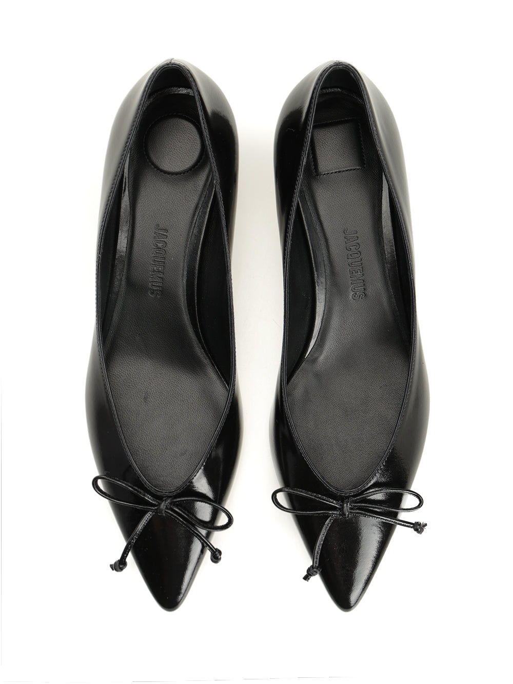 Jacquemus Tourni Low-Heeled Pump Pumps - Black | cf4a7c0dd373e3299edd89d055b2a3294a647893