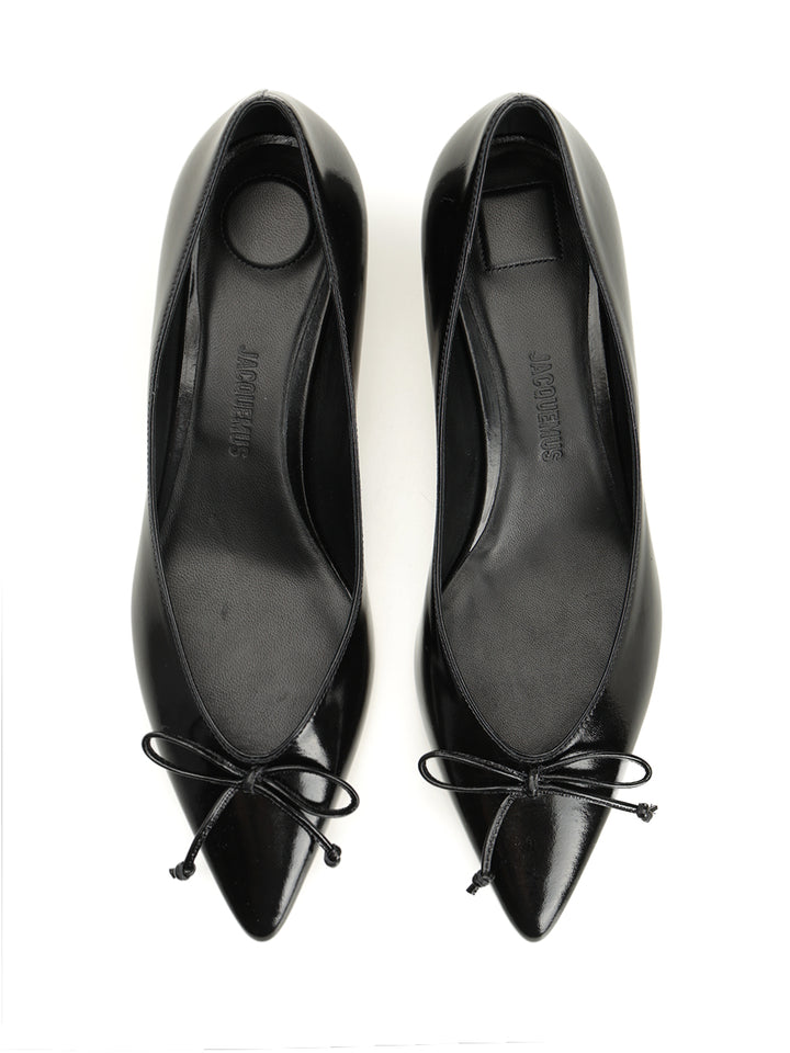 Jacquemus Tourni Low-Heeled Pump Pumps - Black | cf4a7c0dd373e3299edd89d055b2a3294a647893
