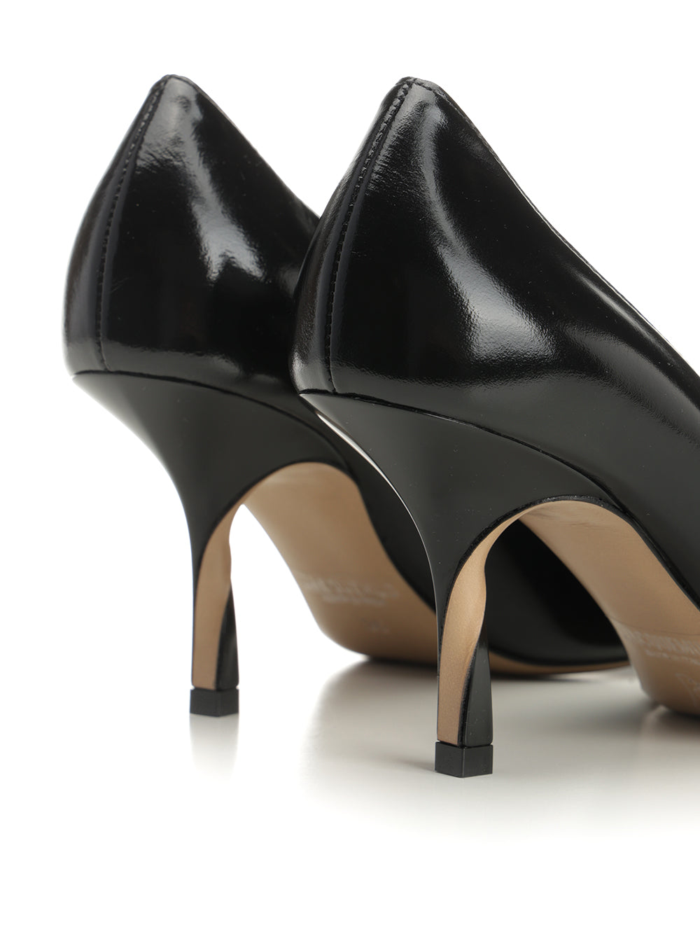 Jacquemus Tourni Décolleté Pumps - Black | cf393b27ffc2eed2feb7e939953c9332d3b9f15a