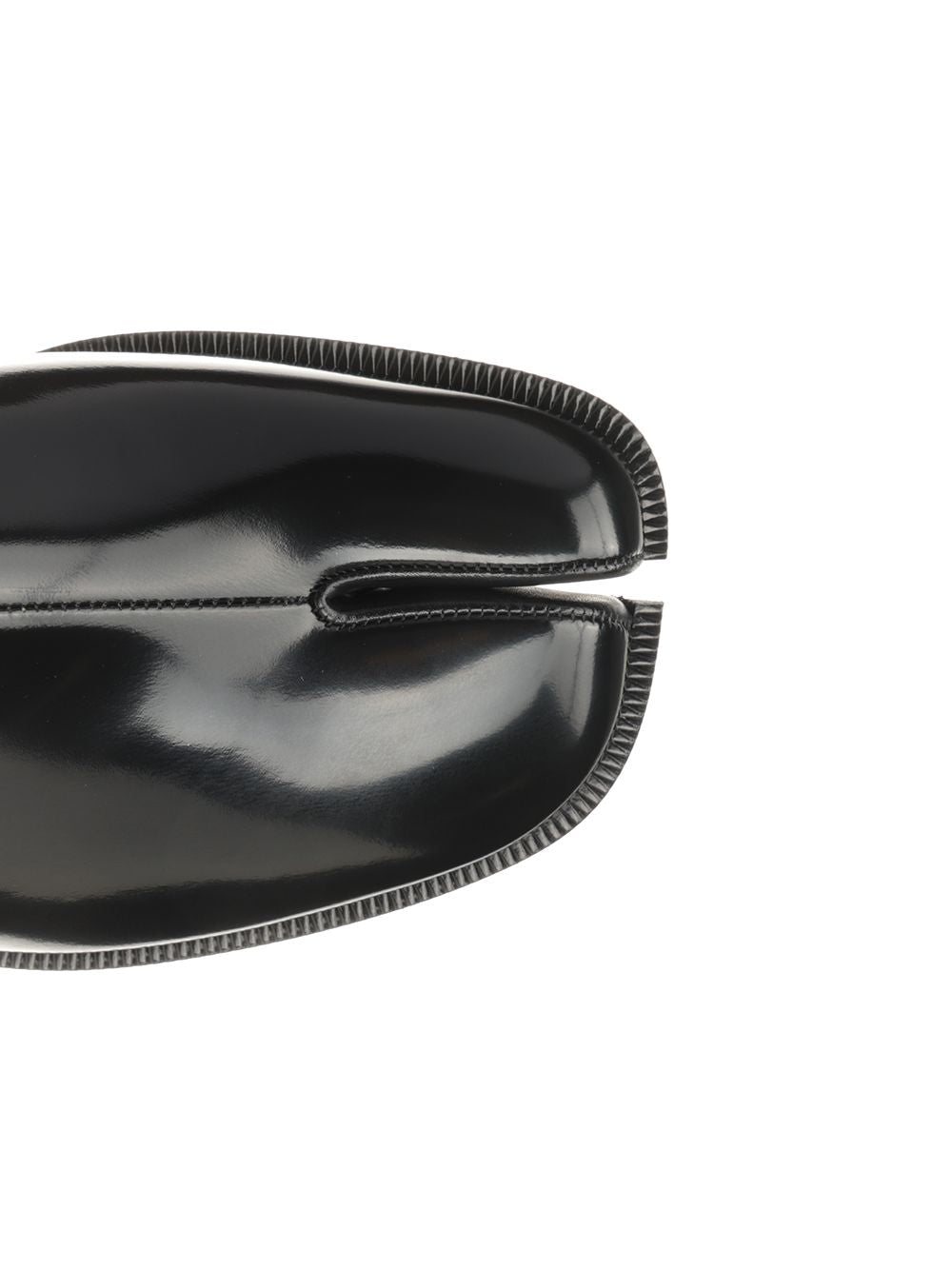 Maison Margiela Tabi Chelsea Boot Boots - Black | 6372b10df8f3ee232a4a71eb486713ecab7c6724