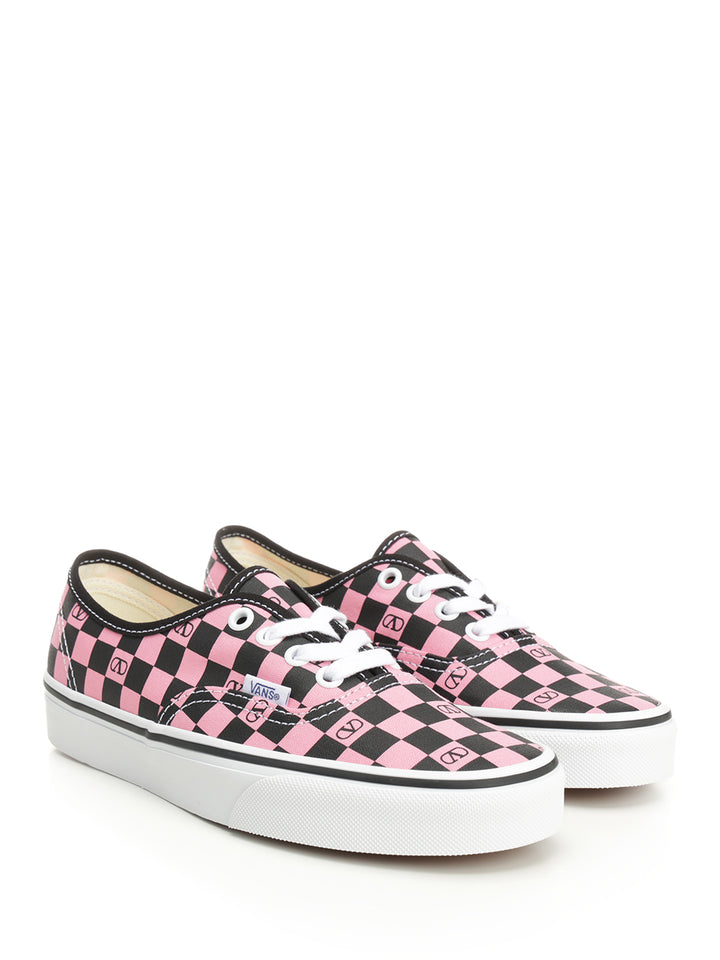 Valentino Garavani Valentino Garavani X Vans Low-Top Sneaker Sneakers - Rose | 9f15a7642284b0acc074d85106dbf1fe9e357156