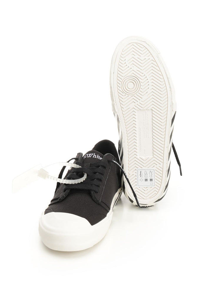 Off-White With Laces And Logo Sneakers - Green | b1deb7945347d419c34dd05c94992fb3f0705ac6