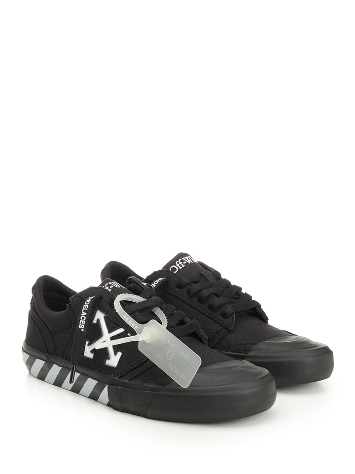 Off-White With Laces And Logo Sneakers - Black | c83f44fdb895cfc4d1190a150b1c320ea7258e1a