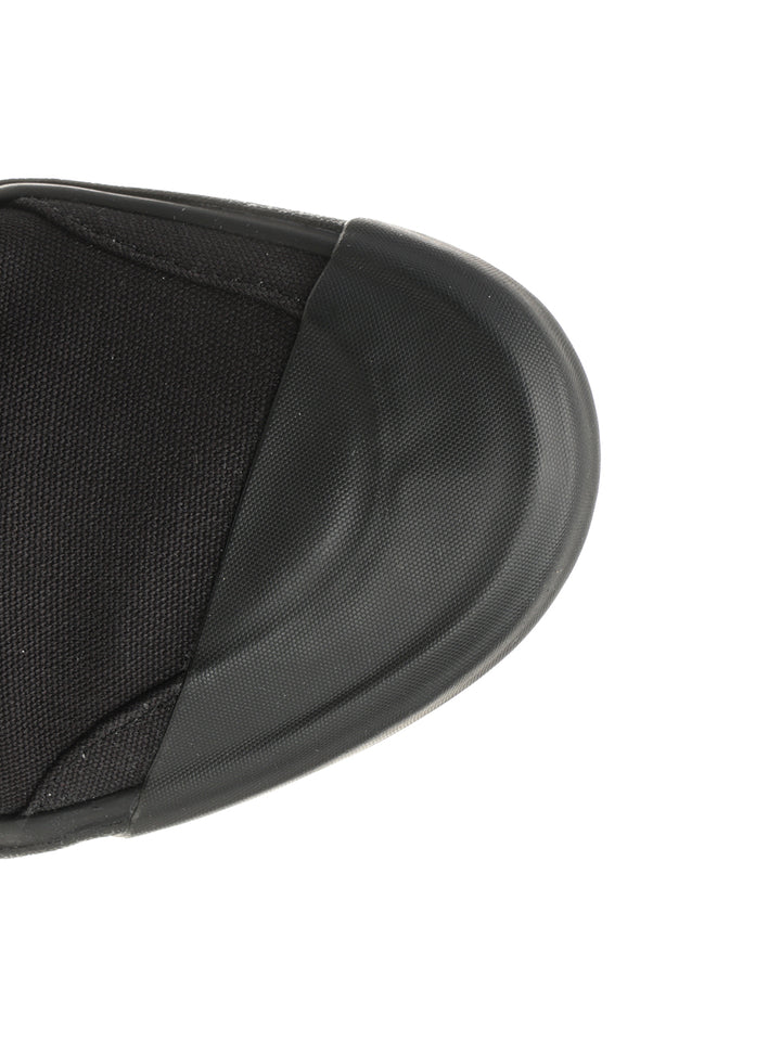 Off-White With Laces And Logo Sneakers - Black | 3abab058857ae630a0dc2c2404acf2c676bb9e17