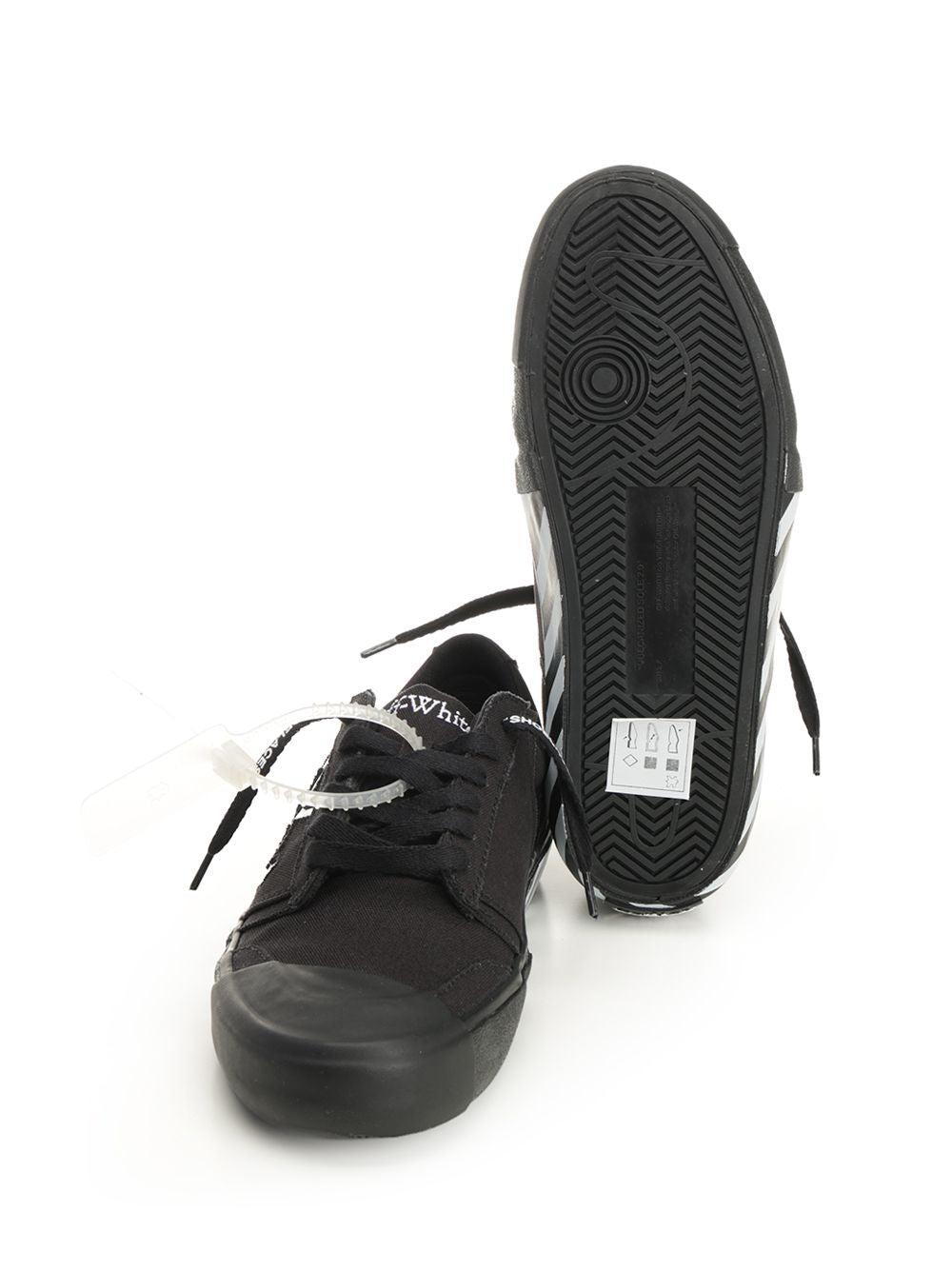 Off-White With Laces And Logo Sneakers - Black | 65db01cd3c03589016dbcc3a3952e5b1535f84ce