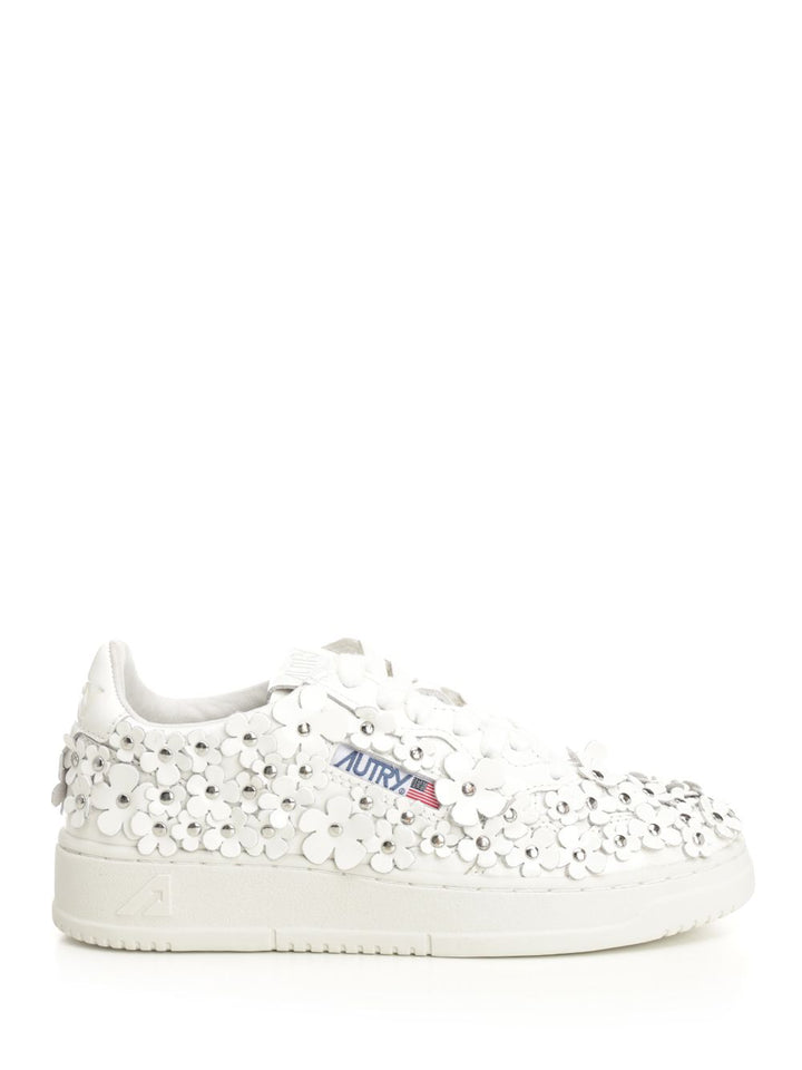 Autry  Medalist Low Sneakers - White | dac29b49c3a07c9af5c703890e988e6a712f4e21