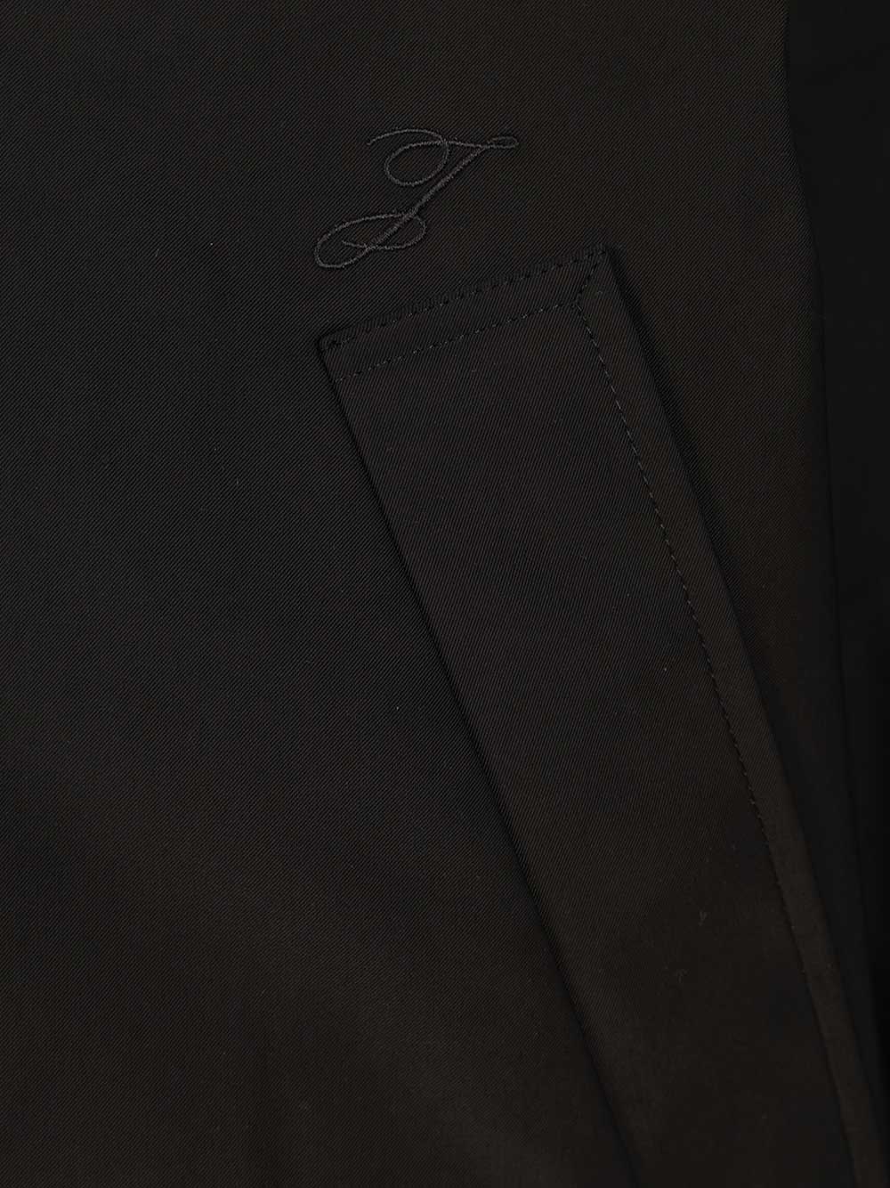 Jacquemus Aero Jackets - Black | b0b2706030c75f81612de71de4f16df8c980c996