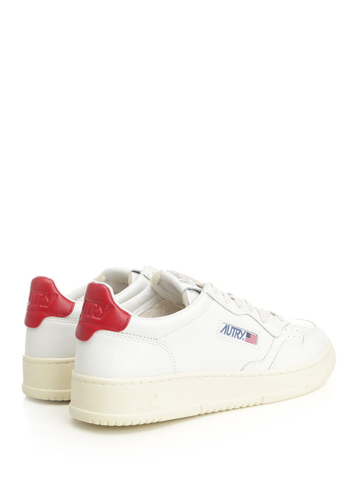 Autry  Medalist Low Sneakers - White | 57e5f82c1e5ae6cdf2e04ec2a2a88a38cb900aed