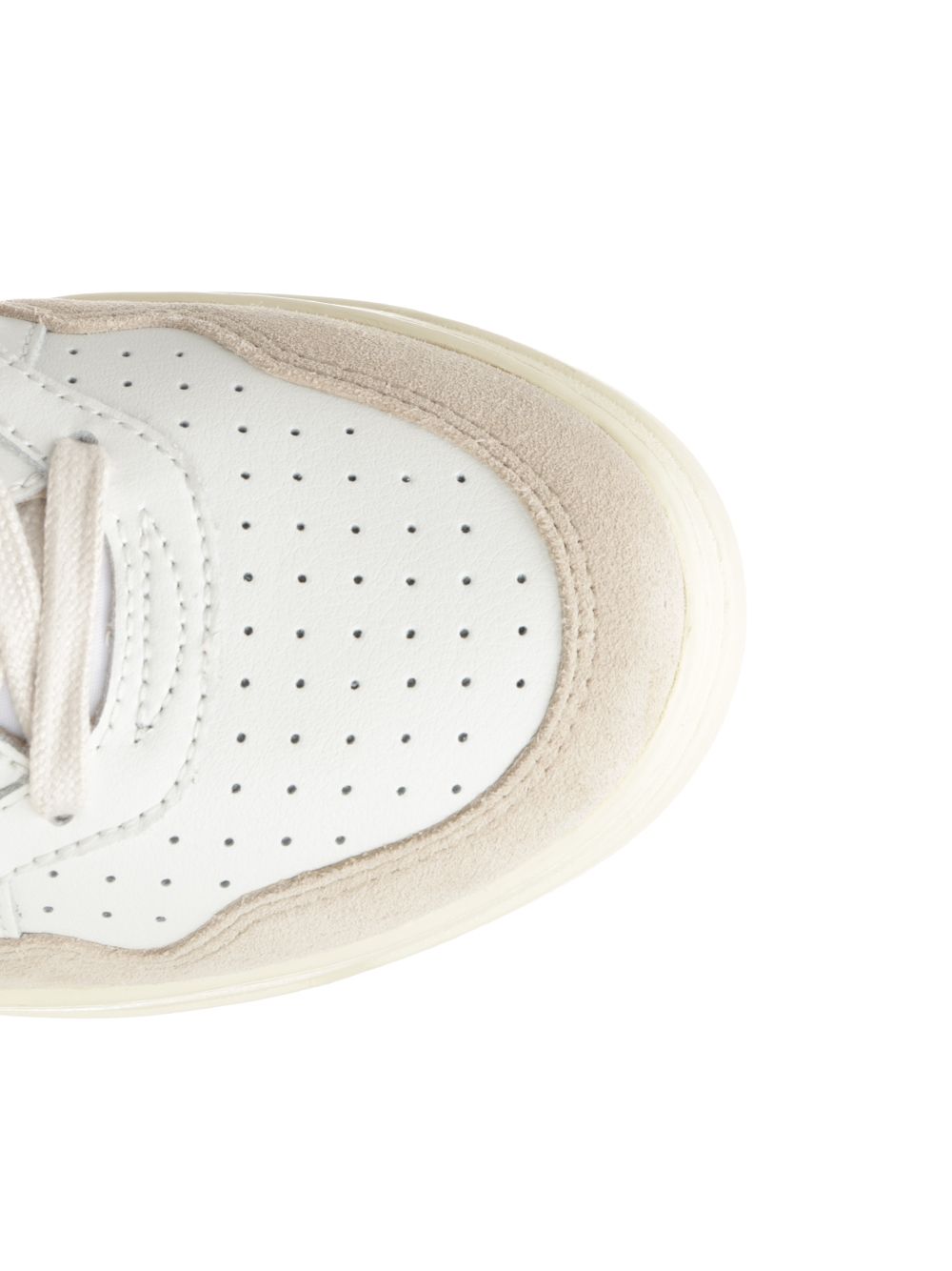 Autry  Medalist Low Sneakers - White | d2c0b7d7a8501444a1234175c50c150b1fce22d2