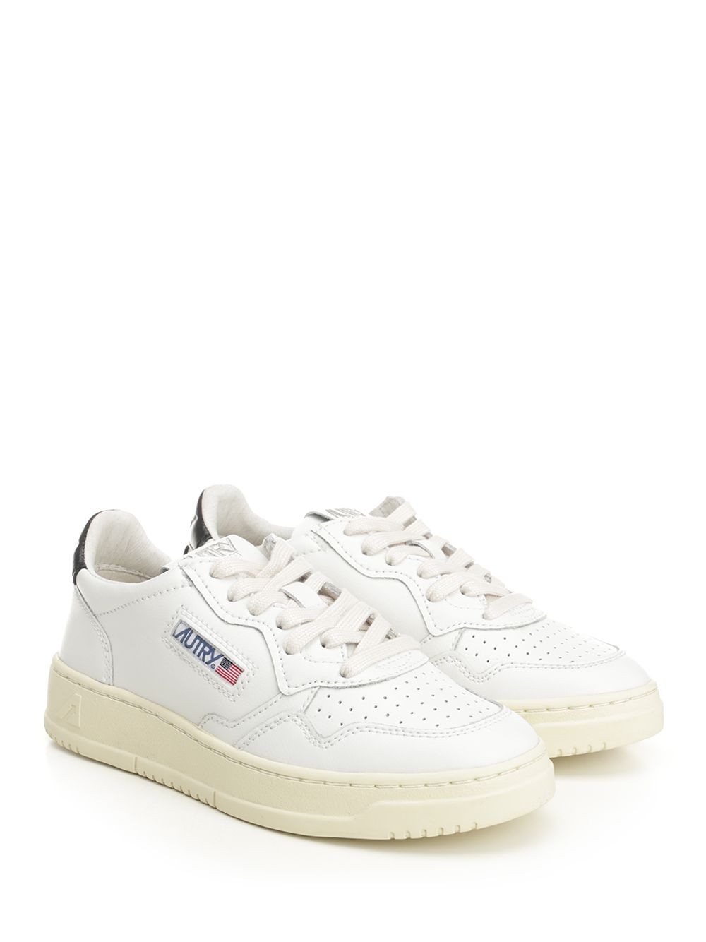 Autry  Medalist Low Sneakers - White | 21bfbb2502c1db101591a85972ac04d145dd0614