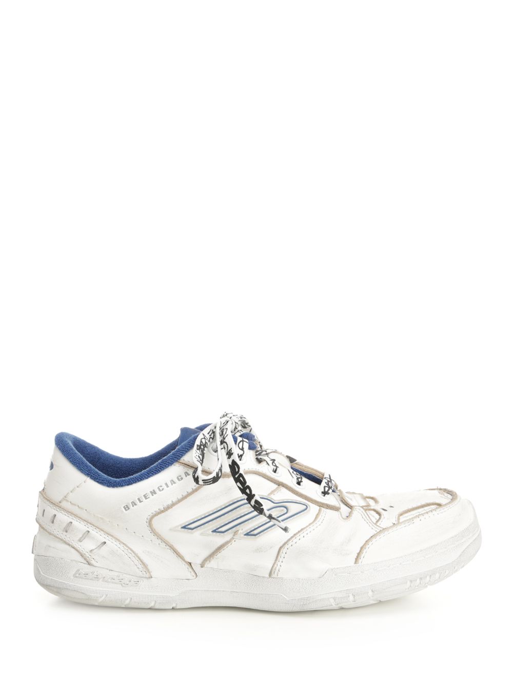 Balenciaga Hamptons Worn-Out Sneakers - White | 7d875e4e949d46862238b2e390d4faf971bf323d