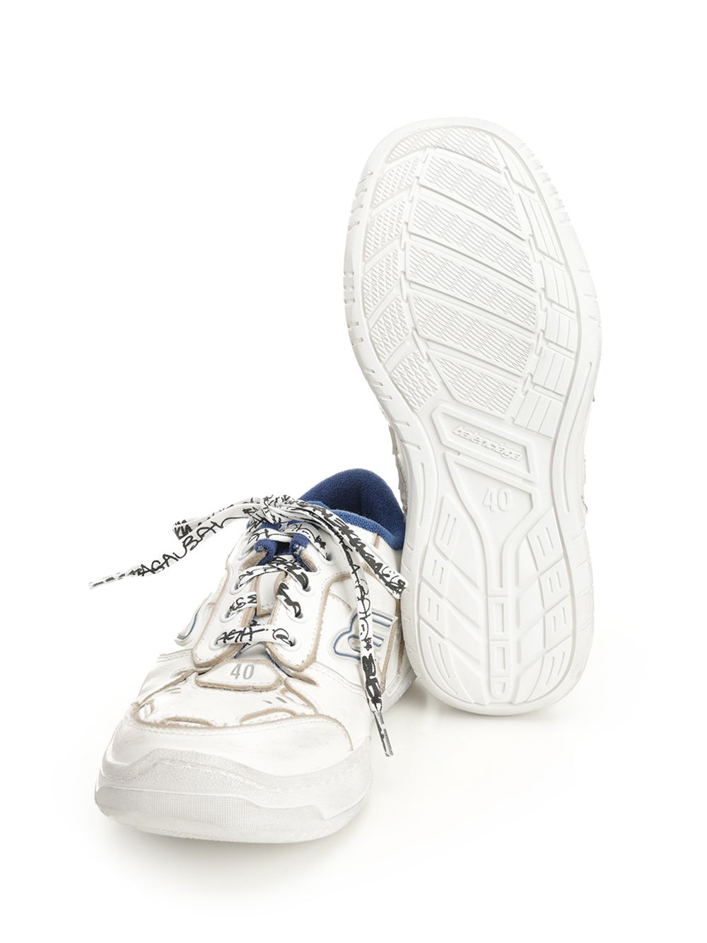 Balenciaga Hamptons Worn-Out Sneakers - White | 9b5620307651f0e5e10e404be5b84733785a4335