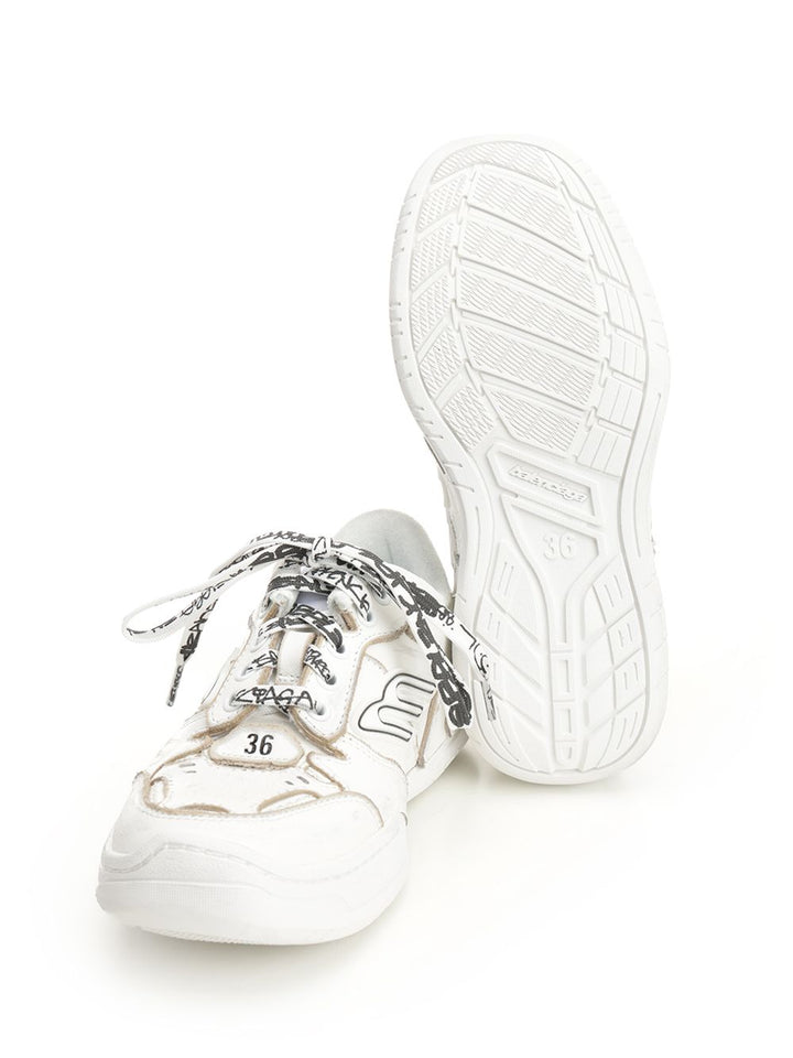 Balenciaga Hamptons Sneakers - White | 185f3c6616e1719d527617c3cd68b73450e2afe1