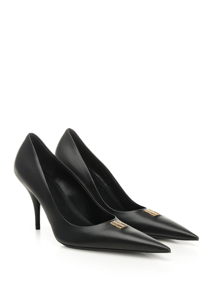 Balenciaga Décolleté Avenue Bb Editor Pumps - Black | f22e30e74a0c051b79a47cd0bc69670a1e01683d