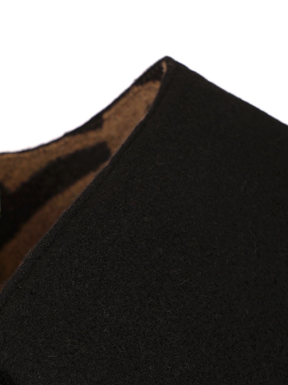 Fendi Reversible Cape Ff Scarves And Foulards - Black | c553d797b58ebaee7f0754b542be828633b6ccf5