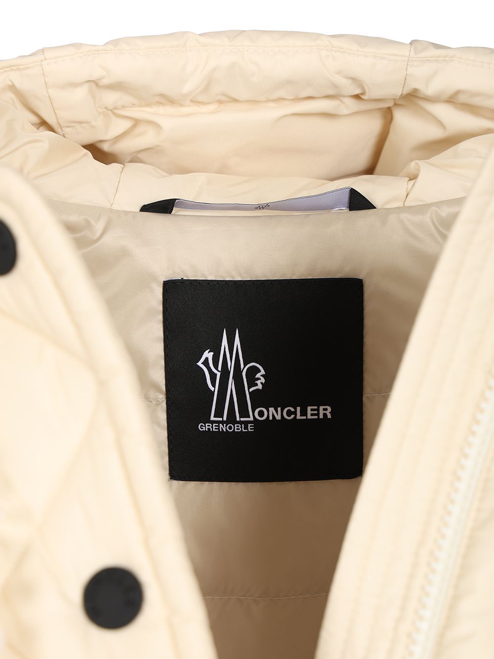 Moncler Grenoble Blavet Coats - White | dc947e0c64b9a4a06c494d46769787fc999f8029