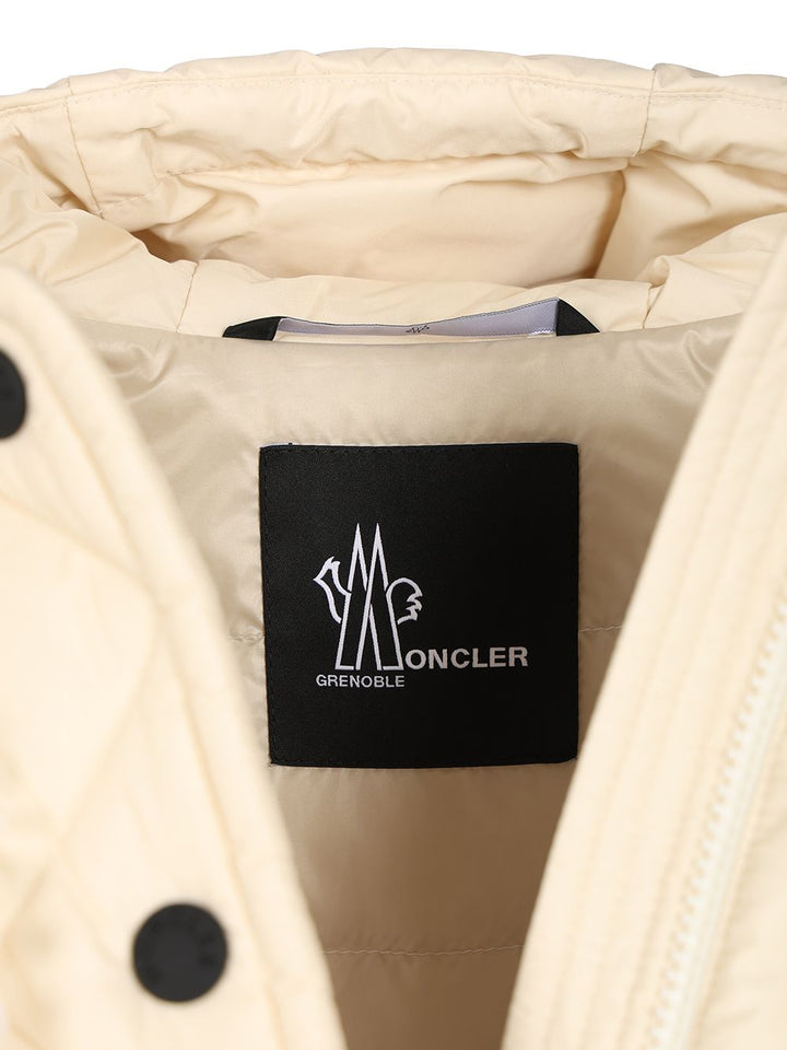 Moncler Grenoble Blavet Coats - White | dc947e0c64b9a4a06c494d46769787fc999f8029