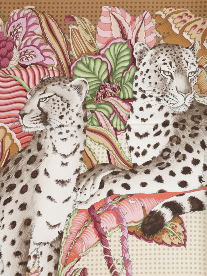 Ferragamo Ghepardi Scarves And Foulards - Beige | e3187dcd59caf20efffec660608f7ca5fe104485