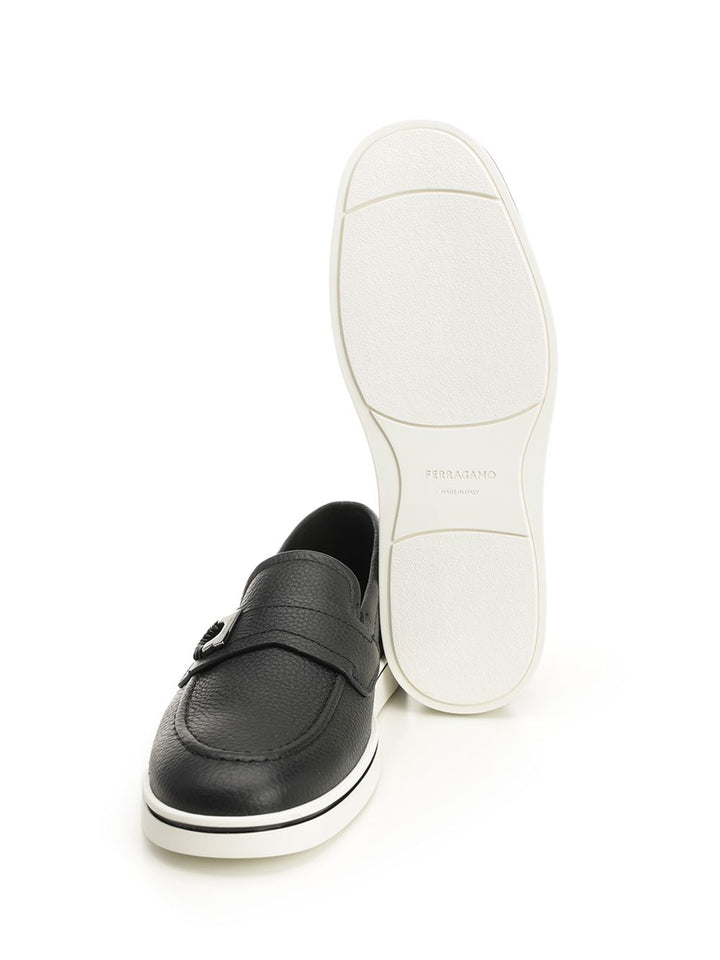 Ferragamo Leather Boat Loafer Scarpe basse - Black | 6d8864b5a4e4e7eb42b2775050e09ff69a470221