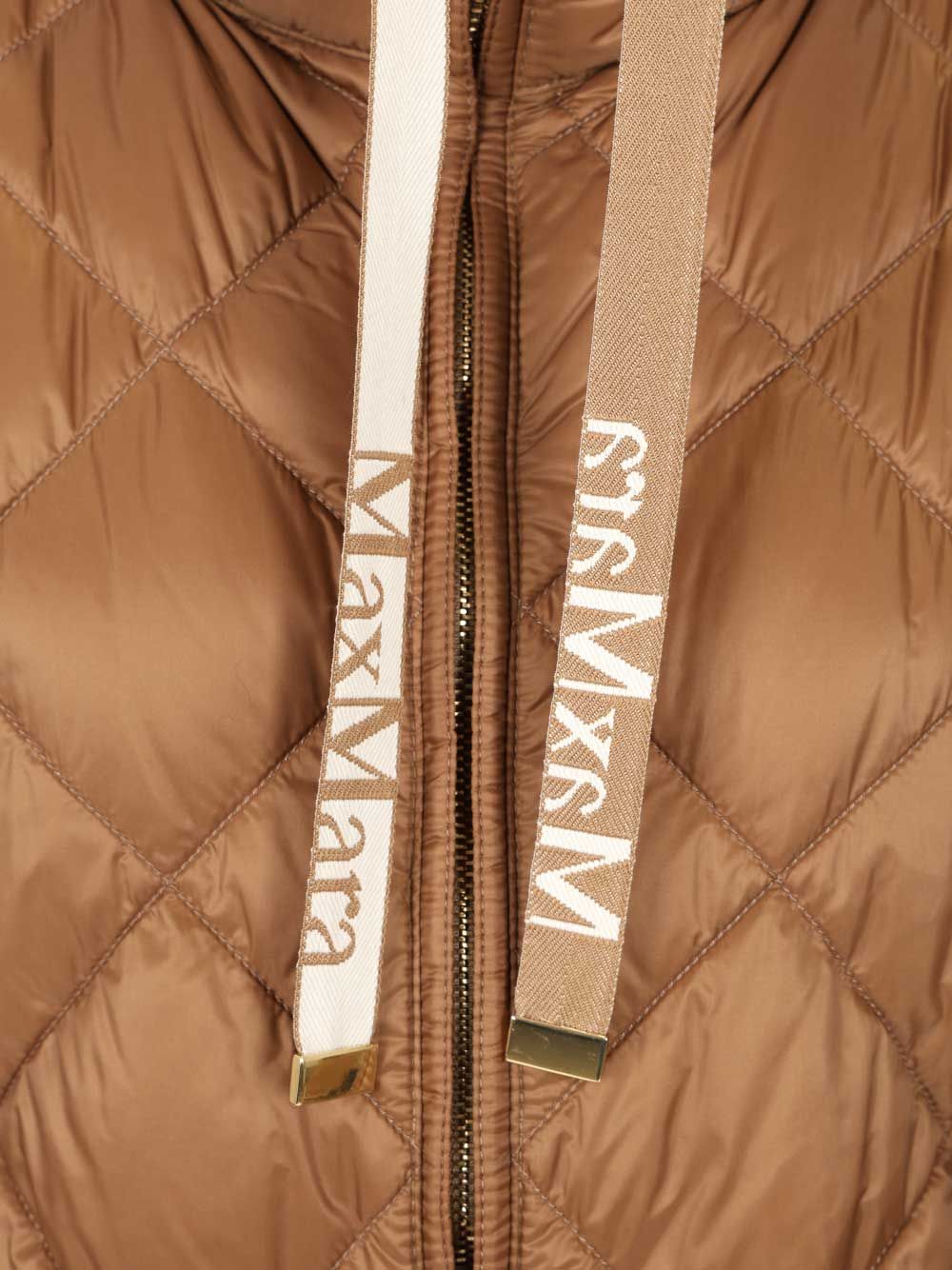 Max Mara The Cube Nylon Canvas Vest Coats - Beige | dc3760db4f1fc438860d6aa71ad8822da8763af5