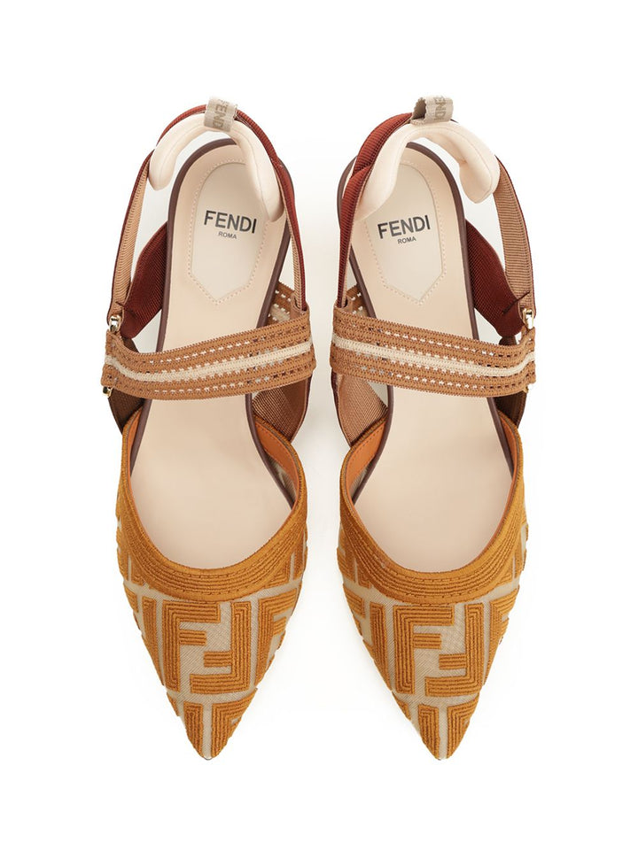 Fendi Colibrì Pumps - Beige | 2bb07e15189b0263c73eec074a4f297e9b2951f8