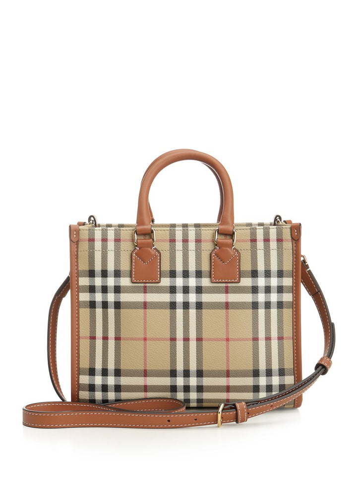 Burberry Ll Mn Freya Tote Dfc Handbags - Multicolor | 1a76d373d7b5ffd2fdb964cd51f198c0c5e677e4