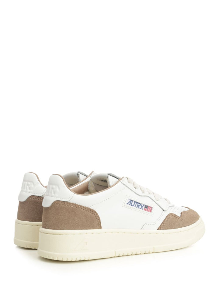 Autry  Medalist Low Sneakers - White | 36bb2450d52434d8cd1cee097550da025e74849b