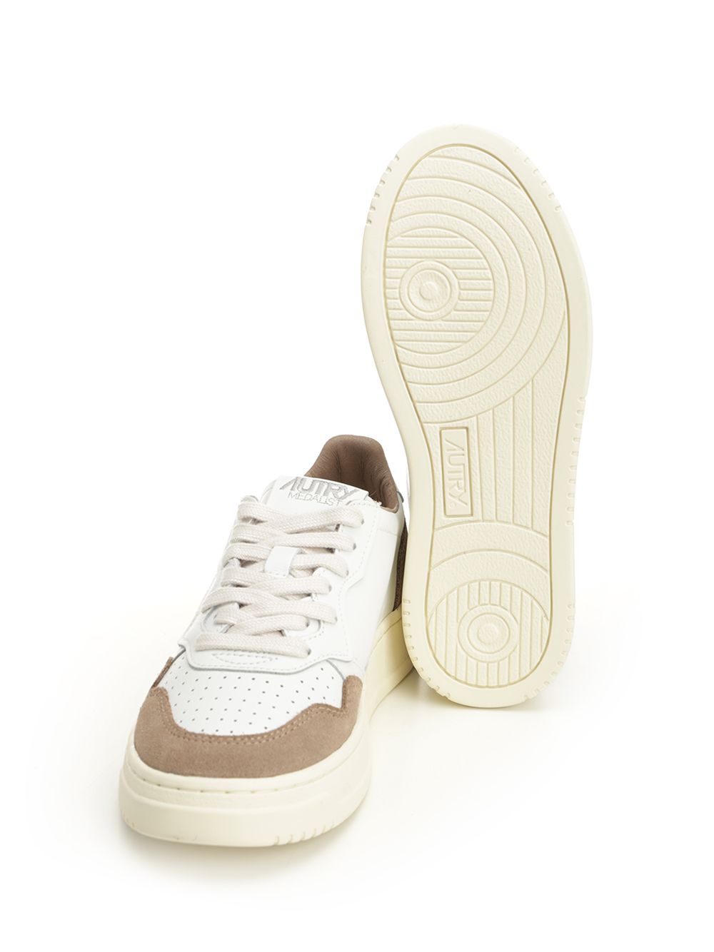 Autry  Medalist Low Sneakers - White | 3678e9d9e71f0d6e78d1370bcb0734f833fda13d