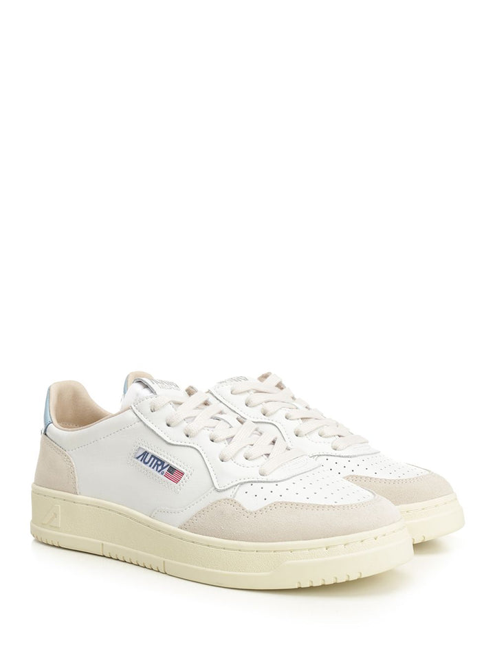 Autry  Medalist Low Sneakers - White | 5245b702d3b68753bc797b64a9aab6163a1ad421