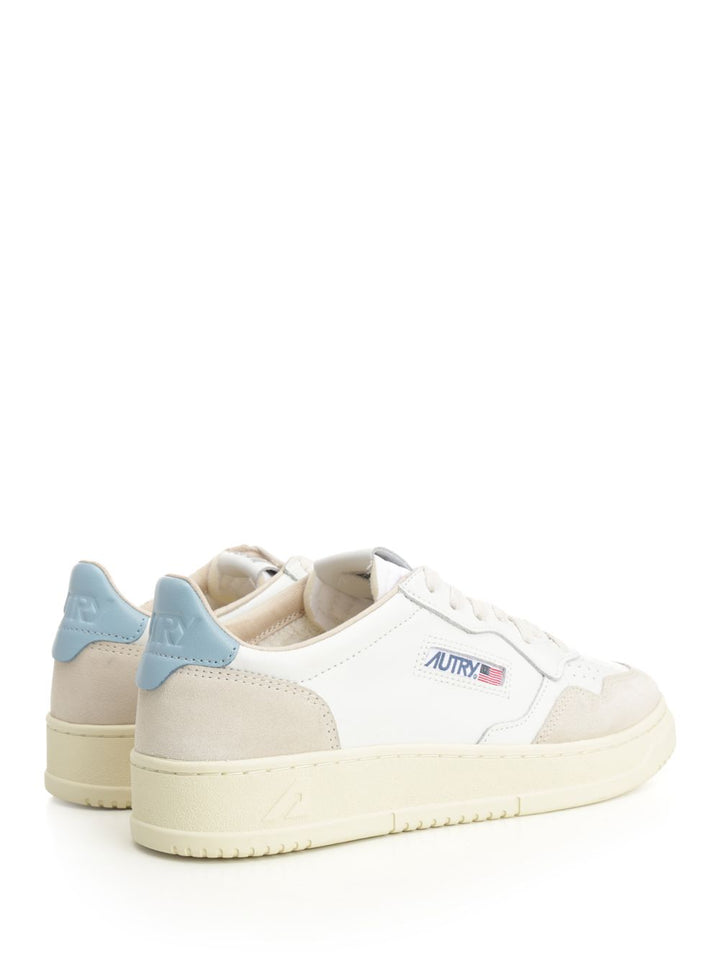 Autry  Medalist Low Sneakers - White | f27903b2a51981edf06e6c967f30d713da97f1c8