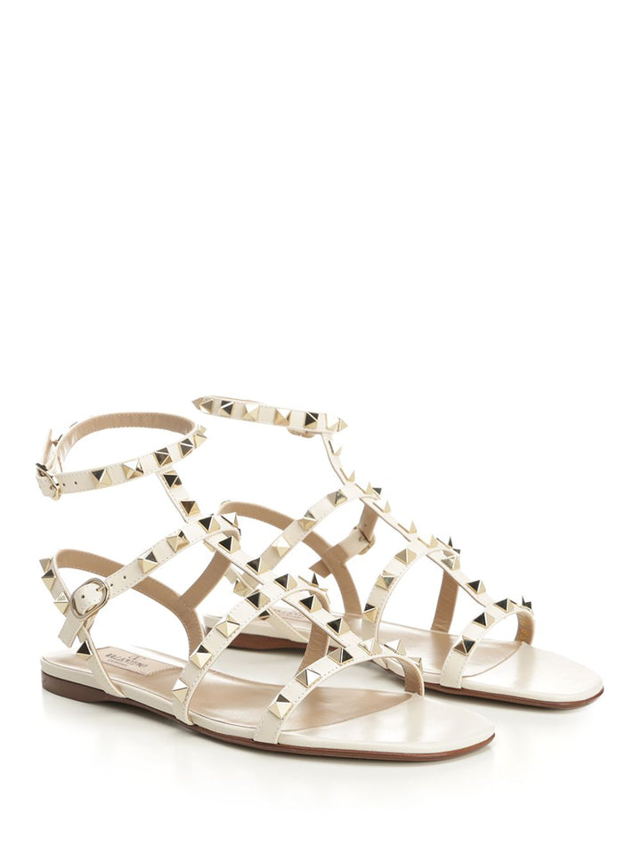 Valentino Garavani Rockstud Low Sandal Scarpe basse - White | 2bcbc10776e6790c513988323b1e78dcac05b32a