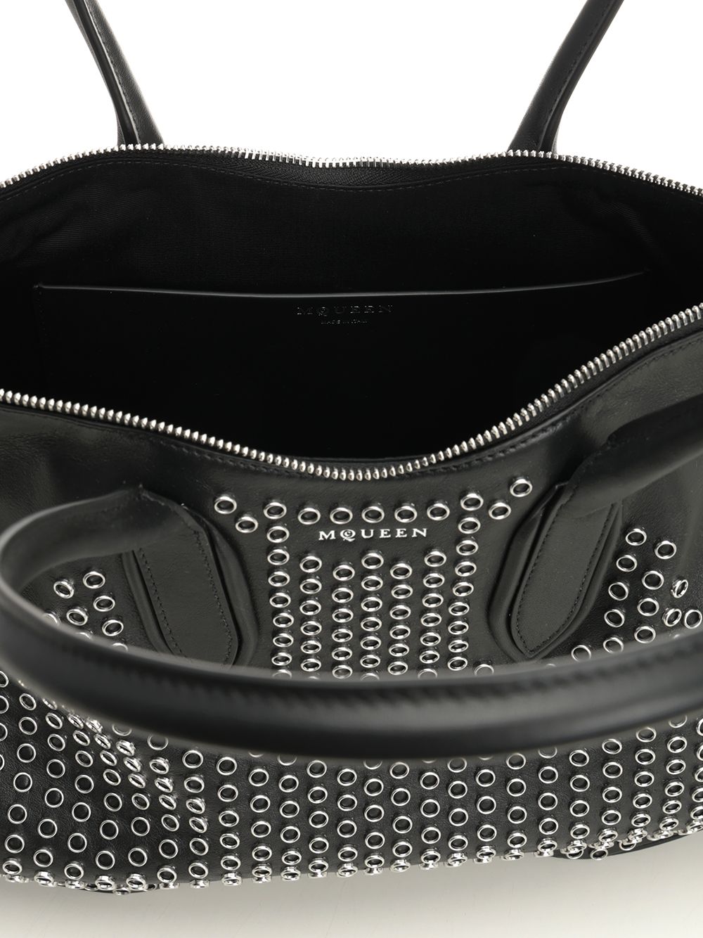Mcqueen Manta Shoulder Bags - Black | 6e212b4a386952f68b7f8dfedb0cf96af7067dce