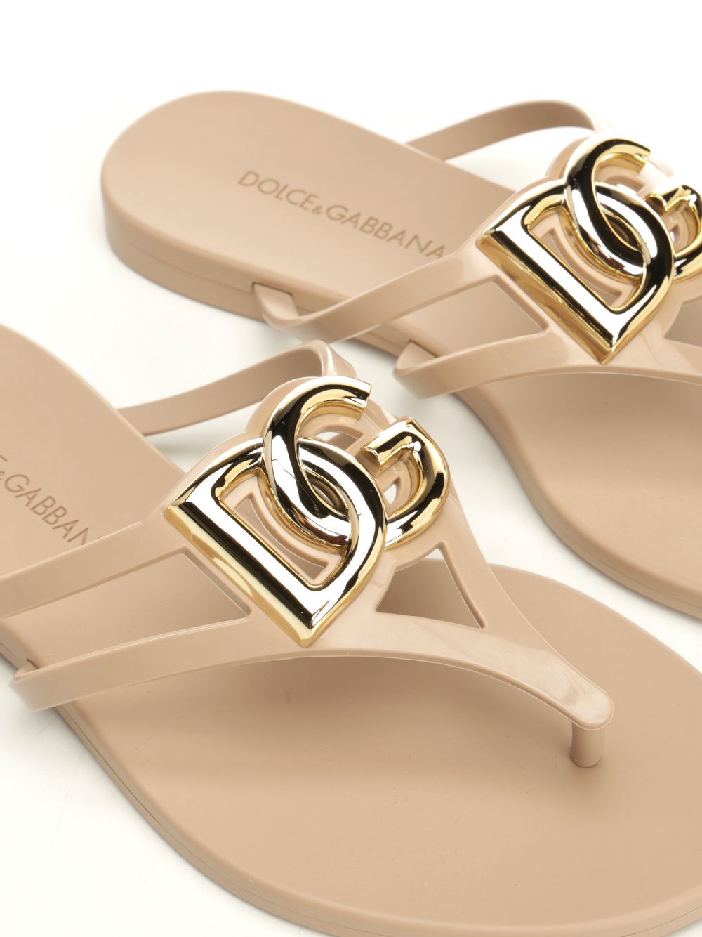 Dolce & Gabbana Rubber Flip-Flops Sandals - Rose | 91348eb9e7957f75edfc5291591b885f04565537