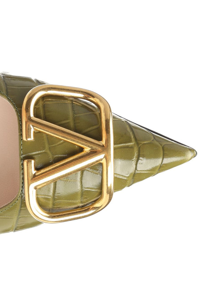 Valentino Garavani Vlogo Signature Slingback In Leather Pumps - Green | 610c5c26a6b9b3fa575c7edf654c0653042134f3