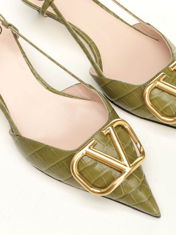 Valentino Garavani Vlogo Signature Slingback In Leather Pumps - Green | 9cdc91f5c881369e4e7bd8699b88a1f9a5720bfa