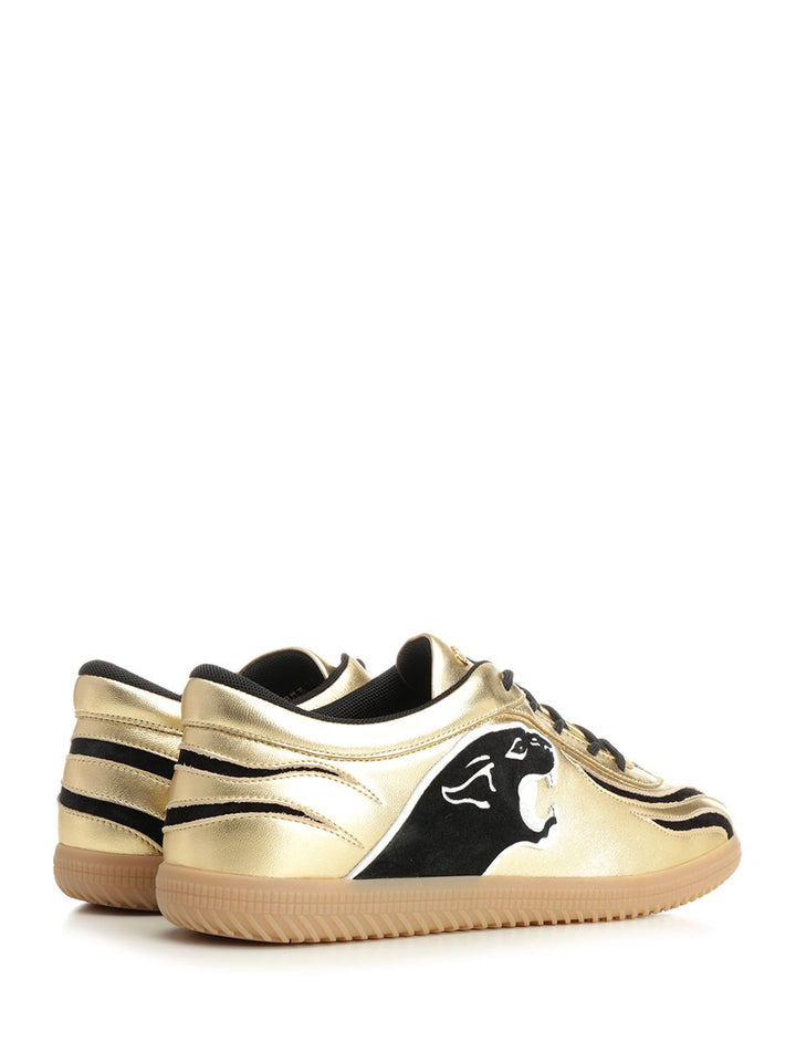 Valentino Garavani Kicky Sneaker In Laminated Nappa Sneakers - Beige | 0ceaf45c3d0ba660fb4431987976b722de3f8028