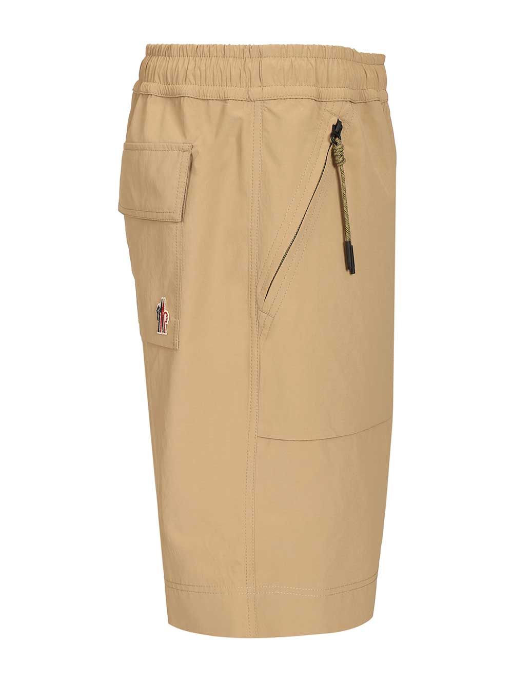 Moncler Grenoble Froissé Technical Shorts Trousers - Beige | 79fc06570300e7a3c996fc8db59c1ecdc91953f9