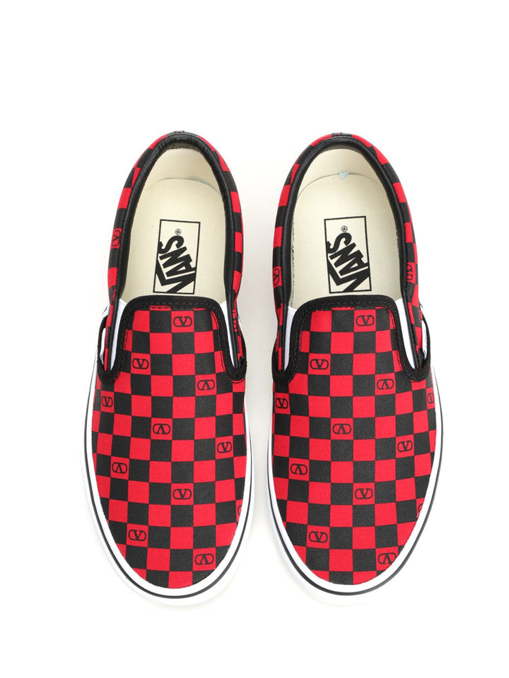 Valentino Garavani Valentino Garavani X Vans Slip-On Sneaker Scarpe basse - Red | b464c7c9688688bb4e8e68a05be310080f99b8a6