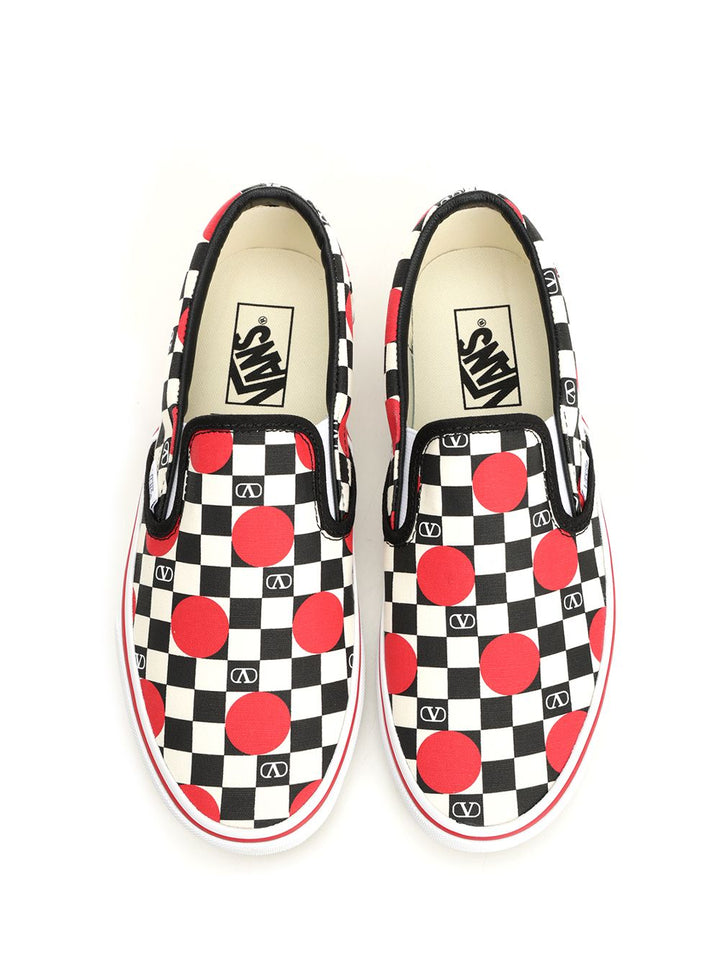 Valentino Garavani Valentino Garavani X Vans Slip-On Sneaker Scarpe basse - Multicolor | 7745c052e58e88742436314d840df134cfd81c3a