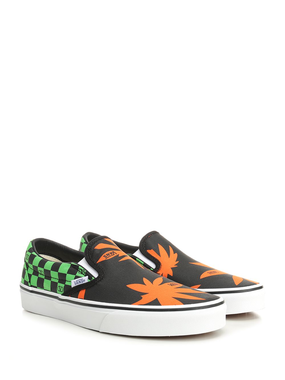 Valentino Garavani Valentino Garavani X Vans Slip-On Sneaker Scarpe basse - Multicolor | f4cb983e765663210443a22709c331fb66bdfd52