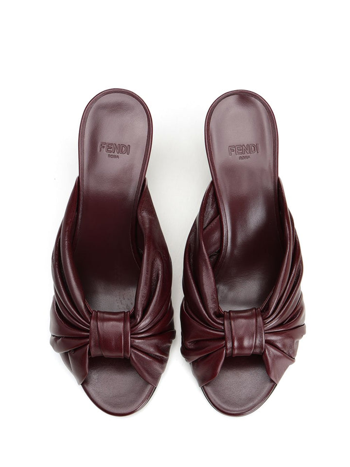 Fendi Slides In Shiny Nappa Leather Sandals - Brown | b3f770c2466b828de5b15168053581a58db25665