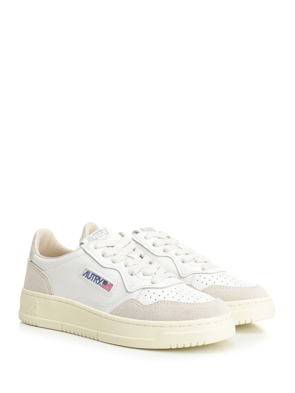 Autry  Medalist Low Sneakers - White | da6a5620d952dedfbc8946a551e1b24c4208d459